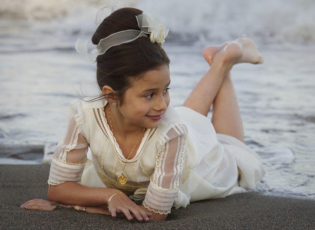 Ana en la playa